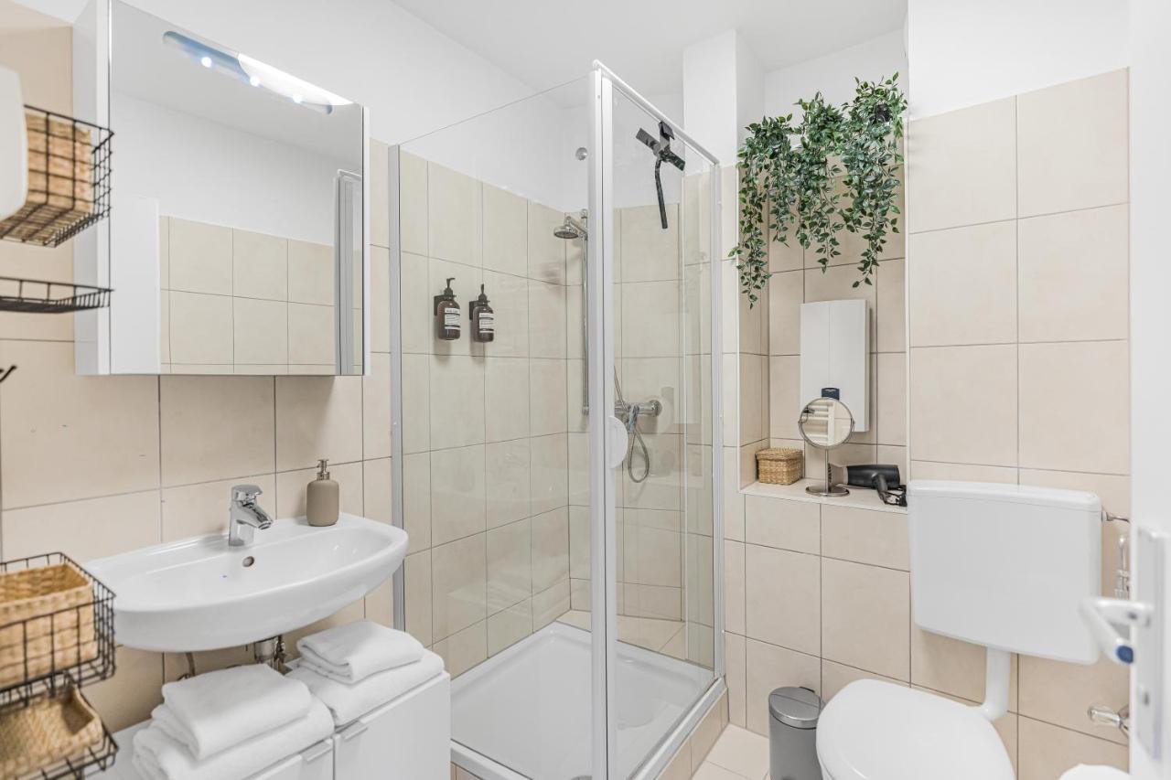 Prime - City Apartment Fuer 6 - Neu & Modern Мюнхен Екстериор снимка